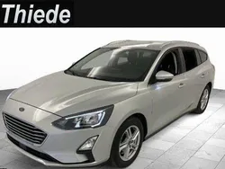 Silber metallic Gebraucht 2021 Ford Focus Limousine | 13.850 € (Fairer Preis)