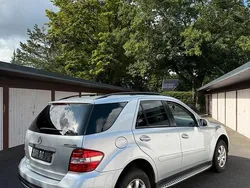 Silber Gebraucht 2006 Mercedes ML350 SUV | 7.500 €