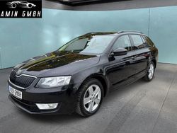 Schwarz Gebraucht 2015 Skoda Octavia Kombi | 6.250 € (Guter Preis)