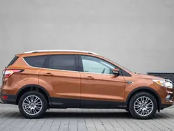 Orange Gebraucht 2017 Ford Kuga Trend SUV | 14.500 € (Fairer Preis)