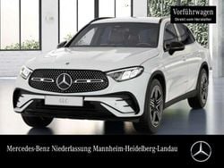 Weiß Gebraucht 2024 Mercedes GLC200 AMG SUV | 52.490 € (Fairer Preis)