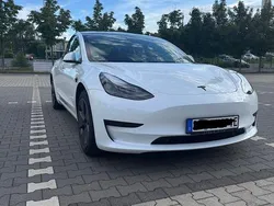 Weiß Gebraucht 2023 Tesla Model 3 Limousine | 29.500 € (Fairer Preis)