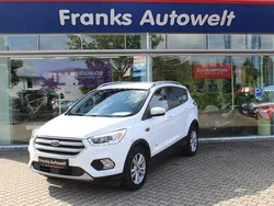 Weiß Gebraucht 2017 Ford Kuga Titanium SUV | 11.990 € (Superpreis)