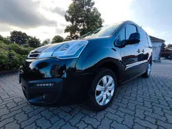 Schwarz Gebraucht 2016 Citroën Berlingo Van / Kleinbus | 10.350 € (Teuer)