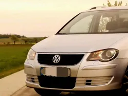 Silber Gebraucht 2010 VW Touran Van / Kleinbus | 2.995 € (Superpreis)