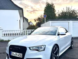 Grau Gebraucht 2012 Audi RS5 Design Coupé | 37.450 € (Etwas zu teuer)