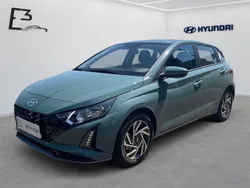 Grün Neu 2025 Hyundai i20 Trend Limousine | 23.490 € (Fairer Preis)