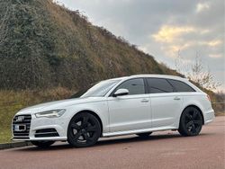 Weiß Gebraucht 2018 Audi A6 S-Line Kombi | 22.699 € (Superpreis)