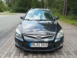 Schwarz Gebraucht 2011 Hyundai i30 Edition Kombi | 3.400 € (Fairer Preis)
