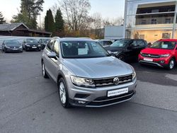 Tungsten silver metallic Gebraucht 2020 VW Tiguan Allspace Highline SUV | 25.890 € (Superpreis)