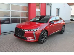 Red metallic Gebraucht 2024 DS Automobiles DS4 Opera Limousine | 25.990 € (Fairer Preis)