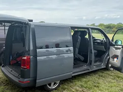 Grau Gebraucht 2018 VW T6 Van | 14.900 € (Guter Preis)