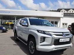 White (metallic) Gebraucht 2020 Mitsubishi L200 Edition Abholung | 28.990 € (Fairer Preis)