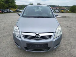 Silber Gebraucht 2008 Opel Zafira Edition Van / Kleinbus | 1.650 € (Superpreis)
