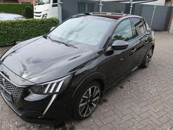 Schwarz Gebraucht 2020 Peugeot 208 GT-line Kleinwagen | 15.390 € (Etwas zu teuer)