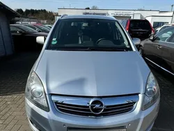 Silber Gebraucht 2010 Opel Zafira Van / Kleinbus | 4.500 € (Etwas zu teuer)