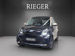 Schwarz Gebraucht 2023 Smart ForTwo Electric Drive Kleinwagen | 9.990 € (Guter Preis)