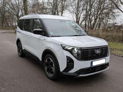 Weiß Gebraucht 2025 Ford Tourneo Active Kombi | 23.500 € (Superpreis)