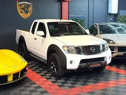 Weiß Gebraucht 2015 Nissan Navara Abholung | 23.950 € (Etwas zu teuer)