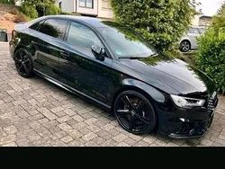 Schwarz Gebraucht 2020 Audi RS3 Black Edition Kleinwagen | 38.999 € (Fairer Preis)