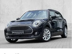 Midnight black metallic Gebraucht 2022 Mini One Clubman Kombi | 23.490 € (Fairer Preis)