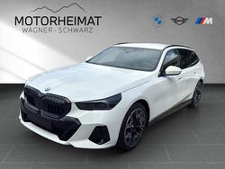 Alpinweiss iii Neu 2025 BMW 540 Performance Kombi | 77.975 € (Fairer Preis)