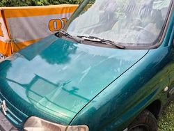 Grün Gebraucht 2001 Citroën Berlingo Van / Kleinbus | 2.100 €