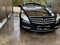 Schwarz Gebraucht 2011 Mercedes R350 Van / Kleinbus | 11.999 € (Teuer)