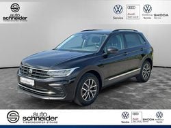 Deep black perleffekt [sch] Gebraucht 2022 VW Tiguan Life SUV | 27.690 € (Fairer Preis)
