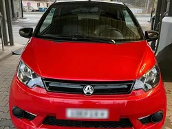 Rot Gebraucht 2018 Aixam Microcar Kleinwagen | 9.150 € (Fairer Preis)