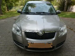Gebraucht 2010 Skoda Roomster Style Van / Kleinbus | 3.999 € (Fairer Preis)