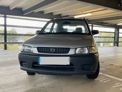 Silber Gebraucht 2000 Mazda Demio Kleinwagen | 700 €