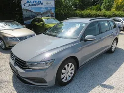 Grau Gebraucht 2022 VW Passat Conceptline Limousine | 23.750 € (Fairer Preis)