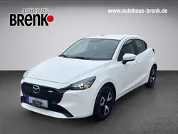 Weiss Gebraucht 2023 Mazda 2 Center-Line Limousine | 16.650 € (Fairer Preis)