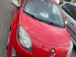 Rot Gebraucht 2011 Renault Twingo Authentique Kleinwagen | 2.000 € (Fairer Preis)