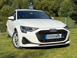 Weiß Gebraucht 2024 Audi A3 Sportback Kombi | 30.700 € (Superpreis)