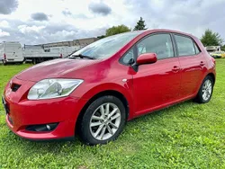 Rot Gebraucht 2008 Toyota Auris Team Limousine | 3.800 € (Guter Preis)