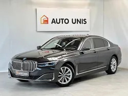 Grau Gebraucht 2022 BMW 745e Limousine | 39.984 € (Fairer Preis)