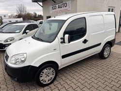Weiss Gebraucht 2009 Fiat Doblò Van / Kleinbus | 3.200 € (Fairer Preis)
