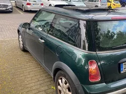 Grün Gebraucht 2002 Mini ONE Kleinwagen | 1.300 € (Fairer Preis)