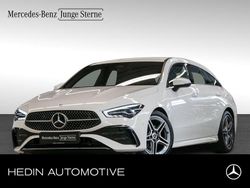 Polarweiß Gebraucht 2024 Mercedes CLA180 Shooting Brake AMG Kombi | 30.740 €