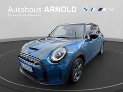 Island blue Gebraucht 2023 Mini Cooper SE Hatch Kleinwagen | 20.500 € (Fairer Preis)
