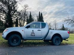 Silber Gebraucht 2009 Mitsubishi L200 Abholung | 8.950 € (Guter Preis)