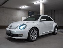Weiß Gebraucht 2013 VW Beetle Design Limousine | 12.700 € (Fairer Preis)