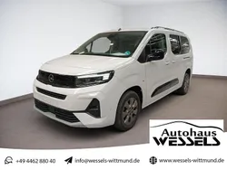 Weiß Gebraucht 2024 Opel Combo Life S Van / Kleinbus | 28.950 € (Teuer)