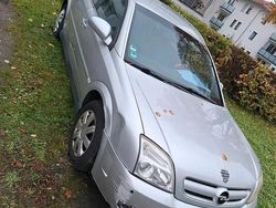 Silber Gebraucht 2004 Opel Signum Kleinwagen | 600 € (Guter Preis)