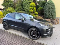 Grau Gebraucht 2020 Porsche Macan S SUV | 64.711 € (Teuer)