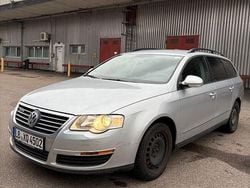 Grau Gebraucht 2007 VW Passat Limousine | 2.420 € (Fairer Preis)