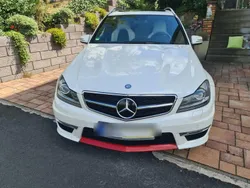 Weiß Gebraucht 2012 Mercedes C63 AMG AMG Kombi | 52.300 € (Fairer Preis)