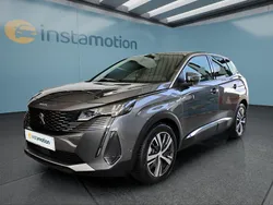 Grau Gebraucht 2021 Peugeot 3008 Van / Kleinbus | 22.349 € (Guter Preis)